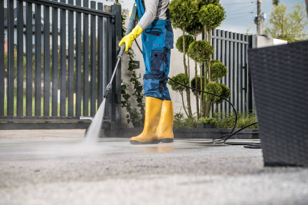 Best Gas Station Cleaning  in Falls City, NE
